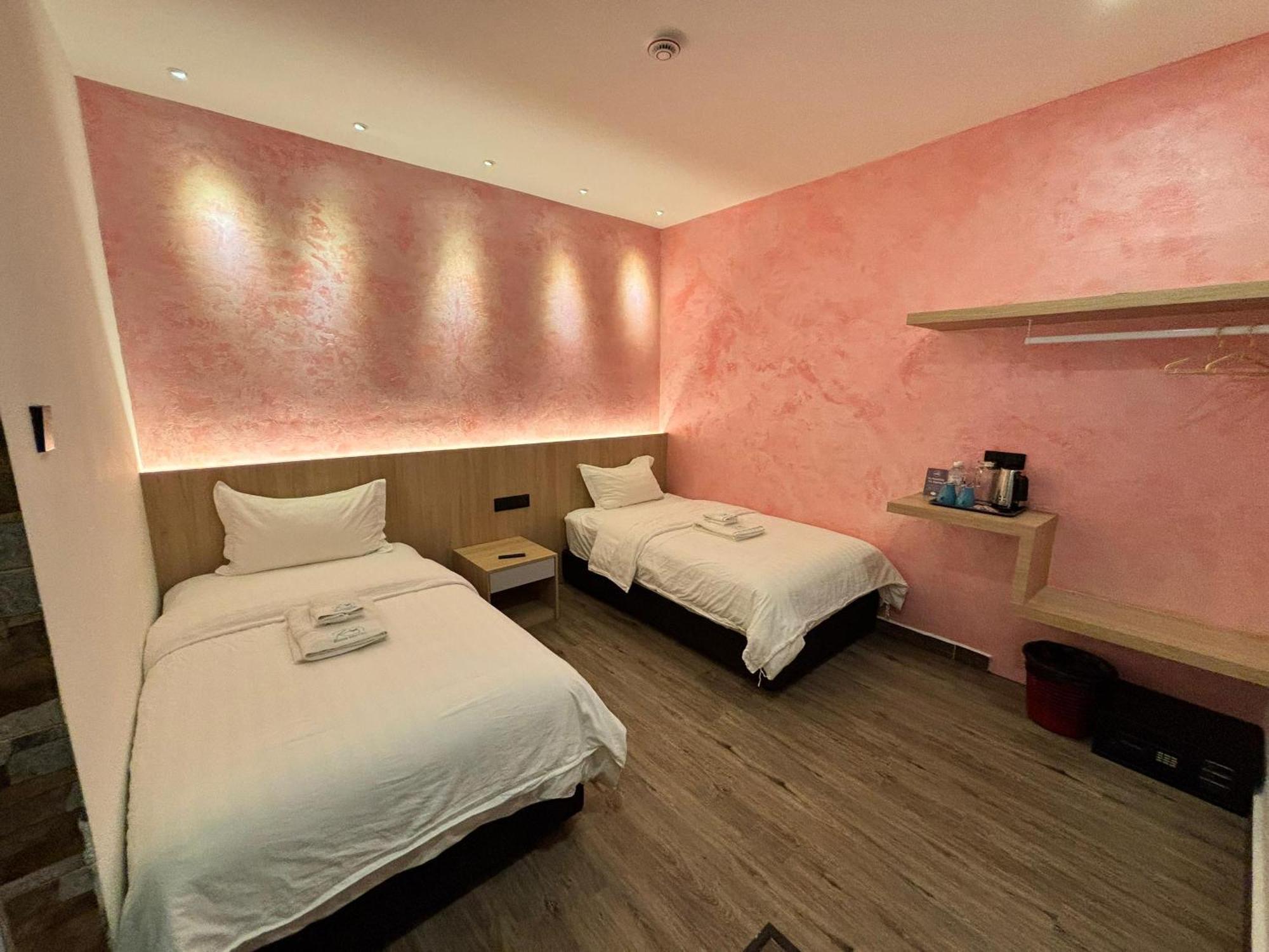 Red'S Hotel Bintulu Exteriér fotografie